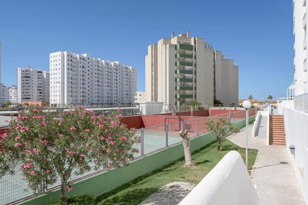 Valdelagrana: Primera Linea De Playa. El Puerto de Santa Maria Ngoại thất bức ảnh